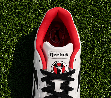 Close up Finale x Xolos Reebok calzado